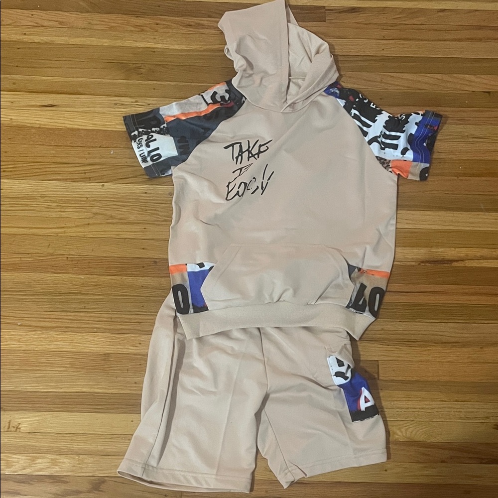 Beige Graphic Hoodie and Shorts Set - 9Y